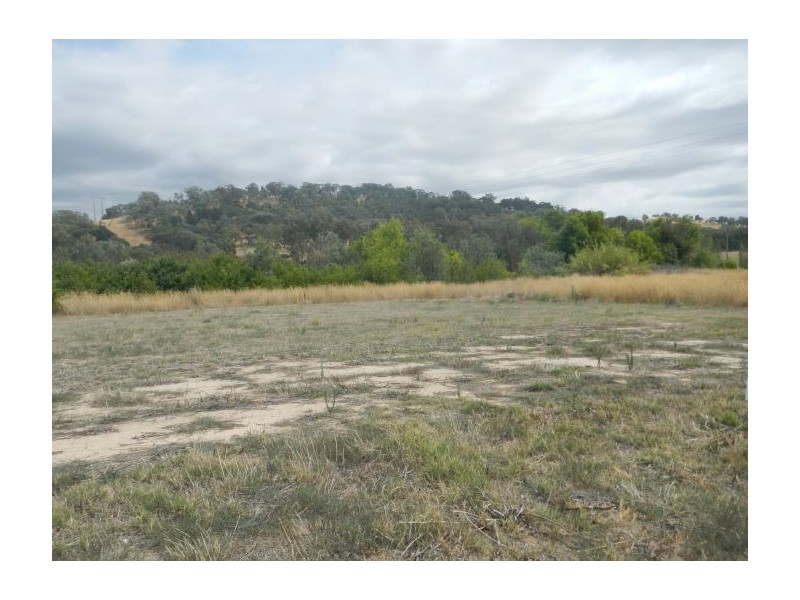 109 Greta Drive, Hamilton Valley NSW 2641