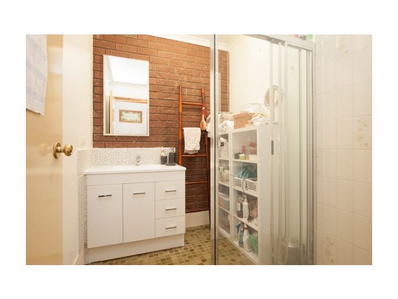 4/299 Kaitlers Road, Lavington NSW 2641