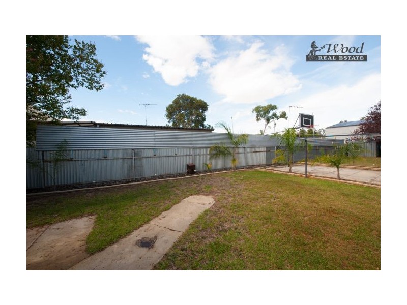 470 Griffith Road, Lavington NSW 2641