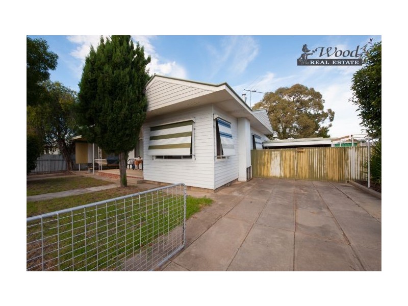 470 Griffith Road, Lavington NSW 2641