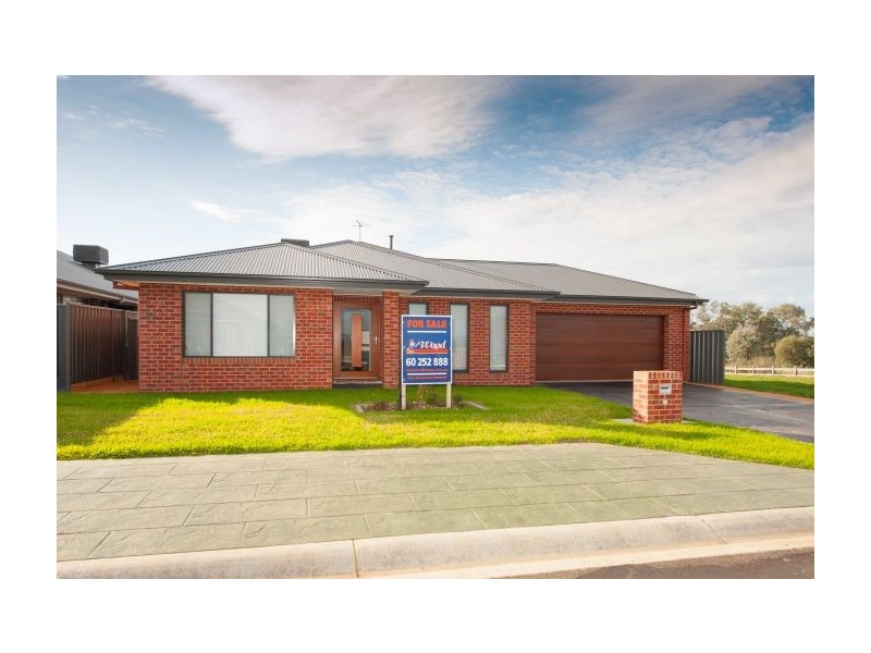 15 Curley Court, Thurgoona NSW 2640