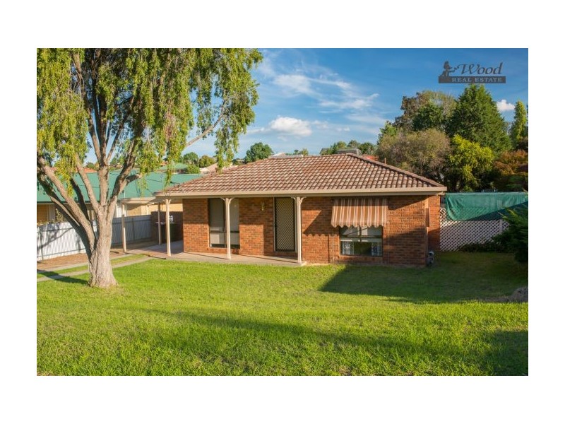 665 Pearsall Street, Lavington NSW 2641