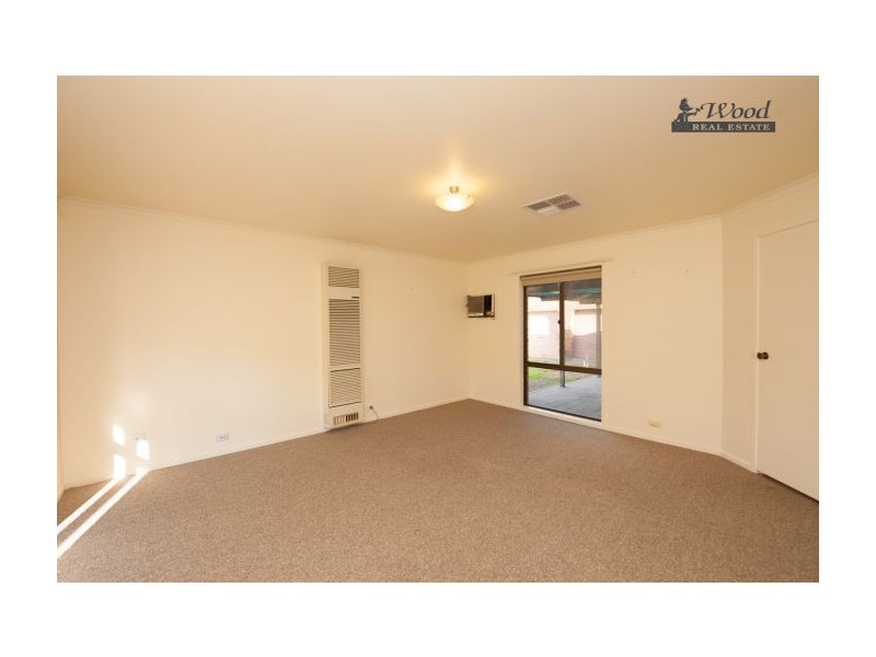 665 Pearsall Street, Lavington NSW 2641
