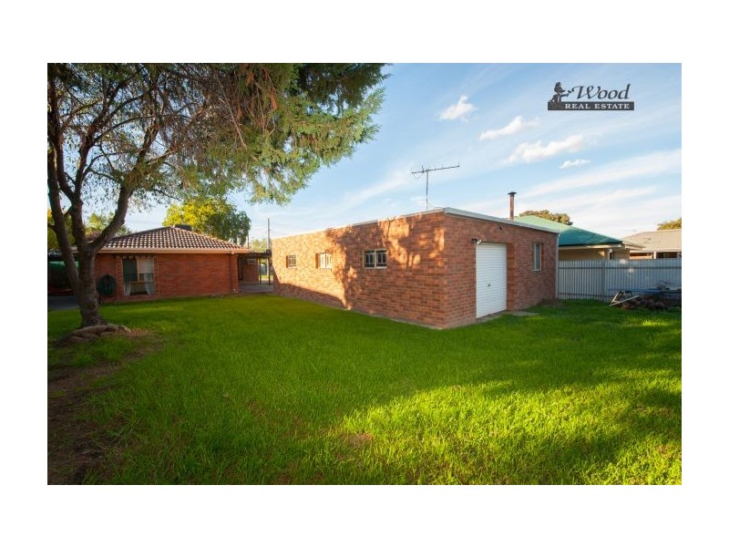 665 Pearsall Street, Lavington NSW 2641