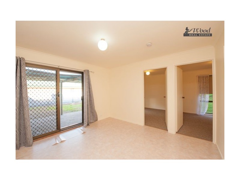 665 Pearsall Street, Lavington NSW 2641