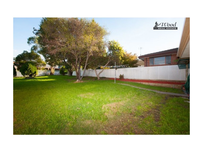 665 Pearsall Street, Lavington NSW 2641
