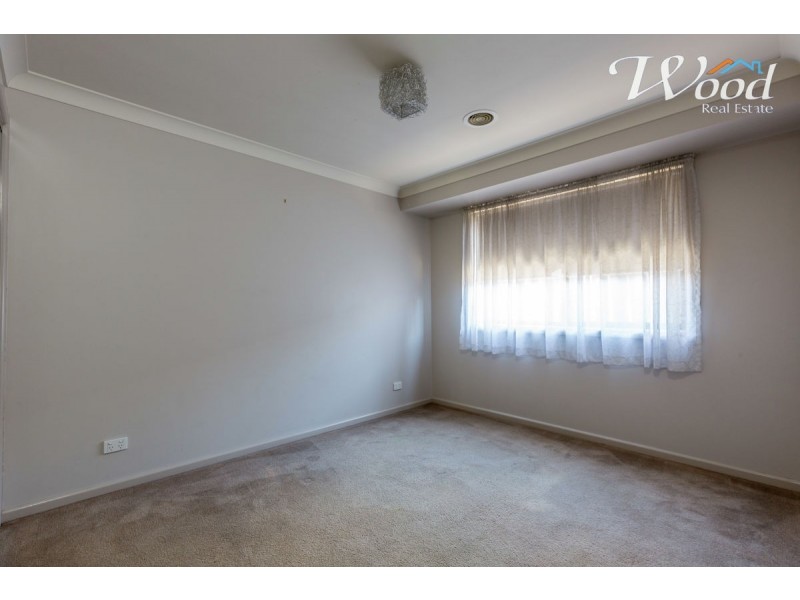 122 Hotham Circuit, Thurgoona NSW 2640