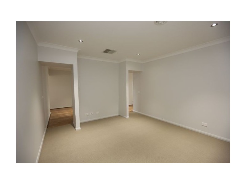 243 Kosciuszko Road, Thurgoona NSW 2640