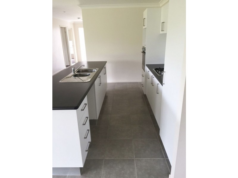 23 Gabrielle Court, Lavington NSW 2641