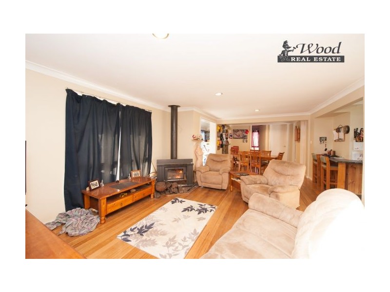 9 Arunta Place, Springdale Heights NSW 2641