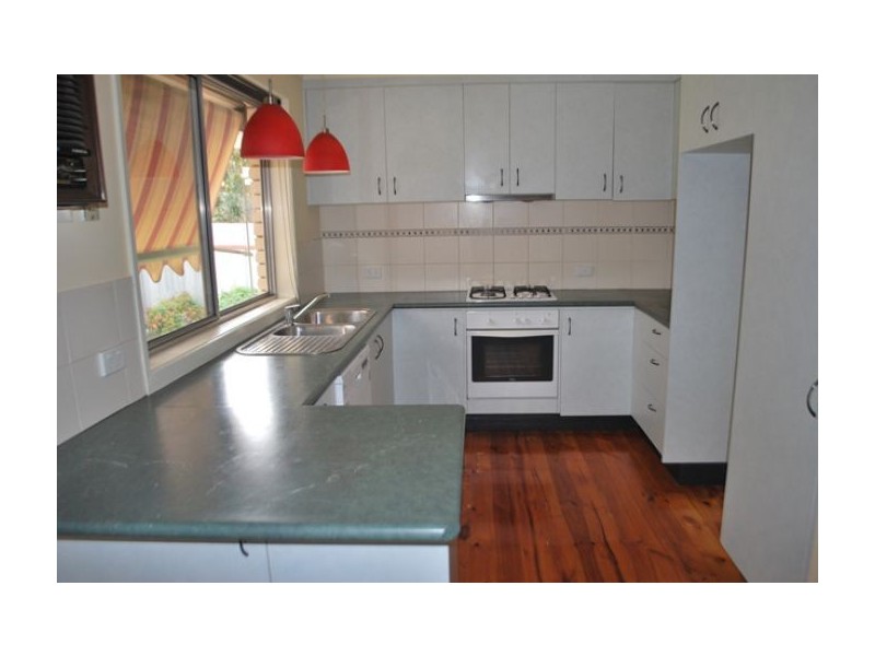 25 Villawood Court, Lavington NSW 2641