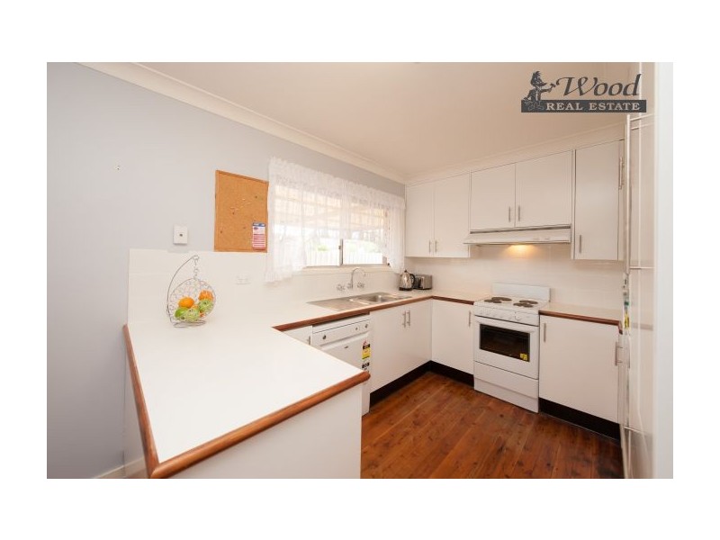 340 Sutherland Street, Lavington NSW 2641