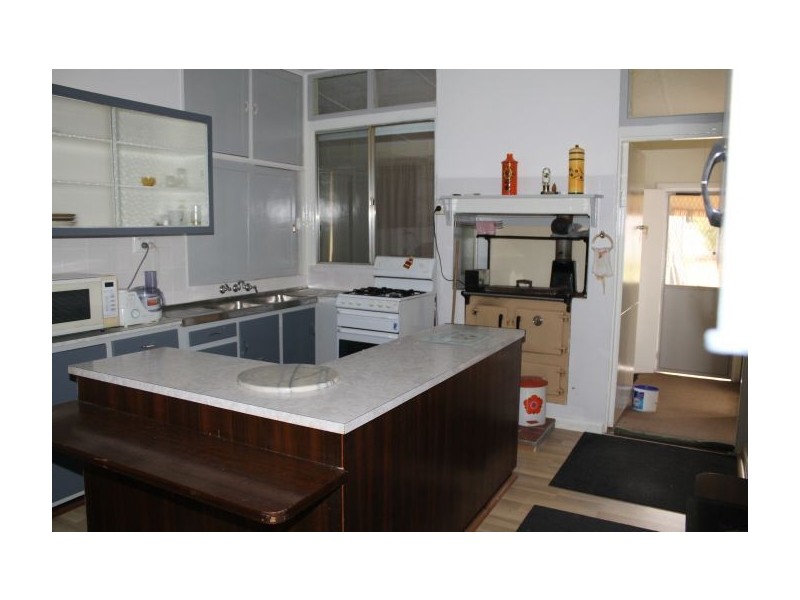 63 Ivor Street, Henty NSW 2658