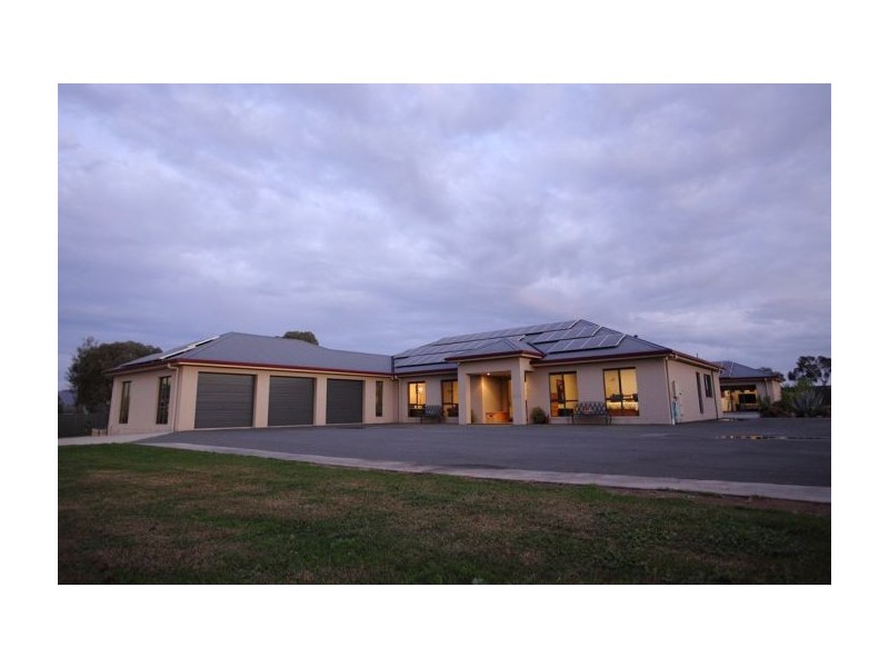 39 Hinchinbrook Crt, Thurgoona NSW 2640
