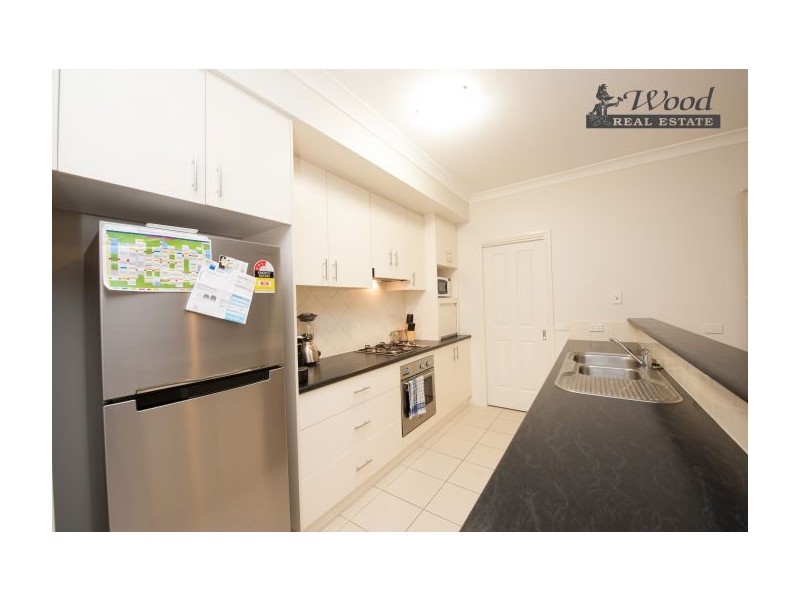 2/213 Cadell St, East Albury NSW 2640