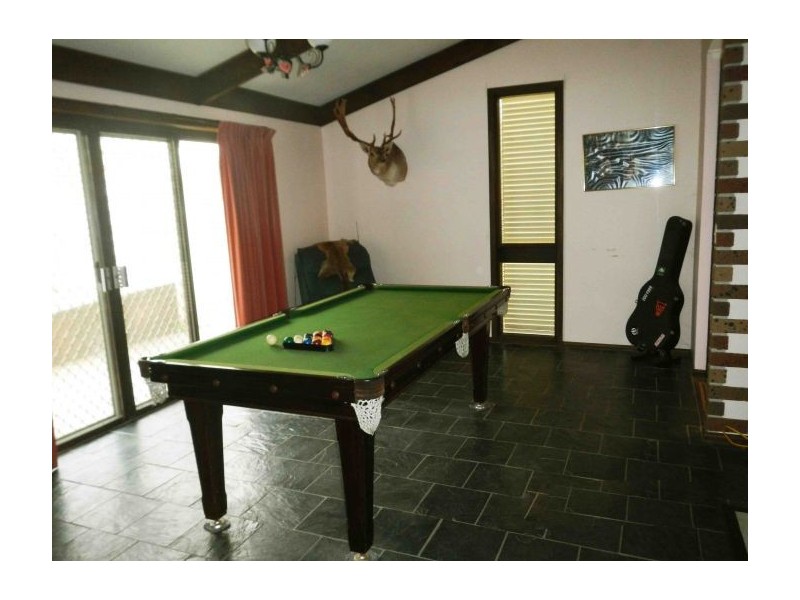 1012 Yensch Avenue, Lavington NSW 2641