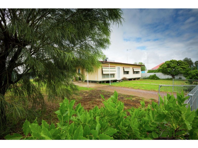 17 Queen Street, Yerong Creek NSW 2642