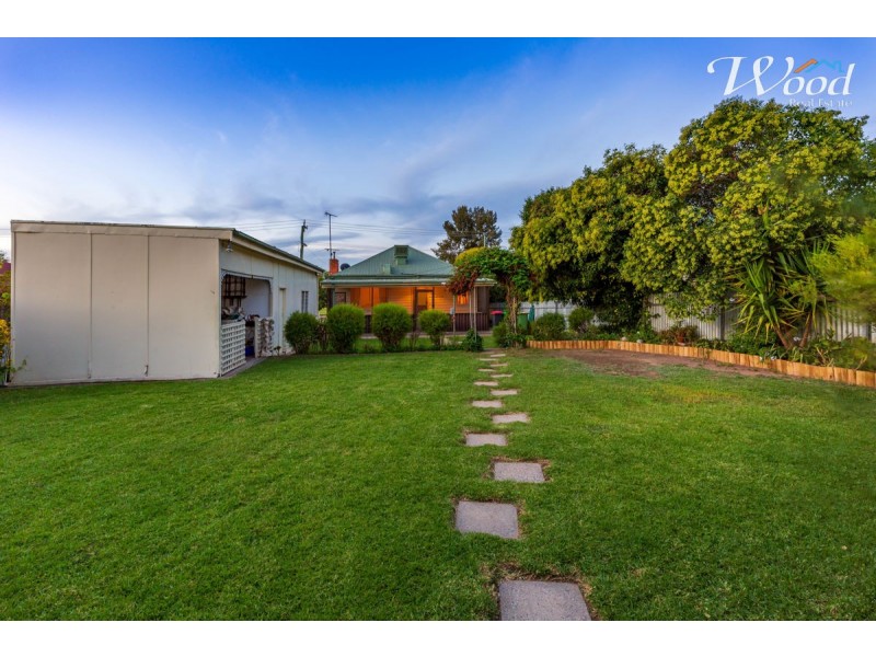 285 Cadell St, East Albury NSW 2640