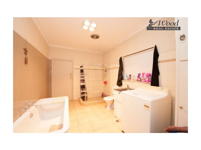 1070 Mate Street, North Albury NSW 2640