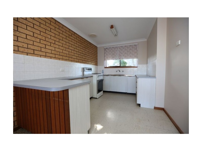 6/561-563 Woodbury Court, Lavington NSW 2641