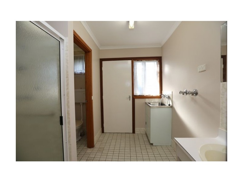 6/561-563 Woodbury Court, Lavington NSW 2641
