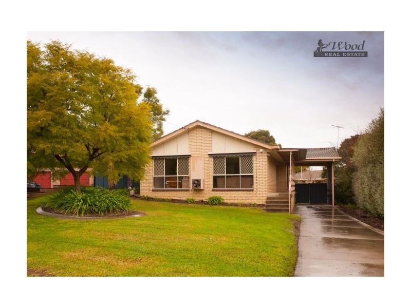 396 Gayview Crescent, Lavington NSW 2641