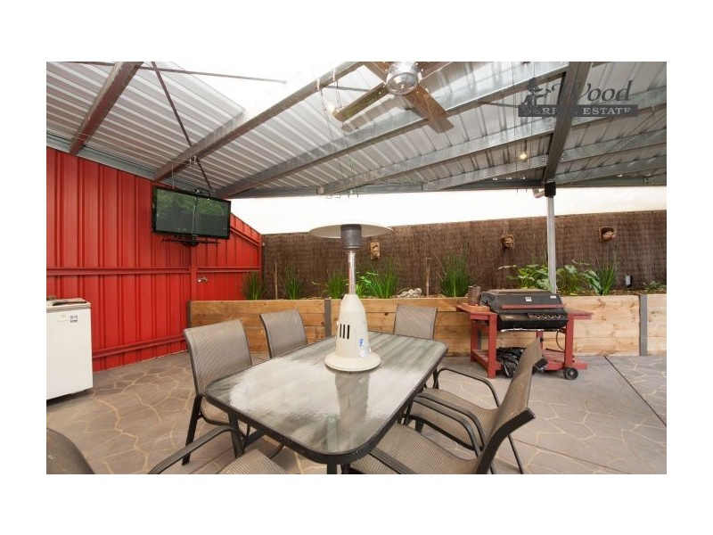 396 Gayview Crescent, Lavington NSW 2641