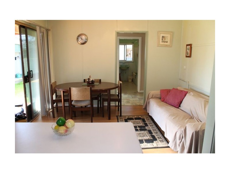 8 Day Street, Henty NSW 2658