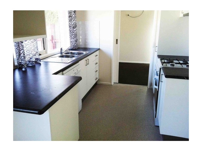 28 Gilbul Way, Lavington NSW 2641