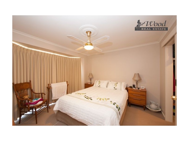 4 Augusta Court, Thurgoona NSW 2640