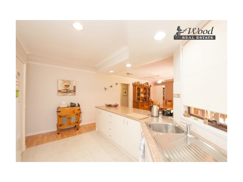 4 Augusta Court, Thurgoona NSW 2640