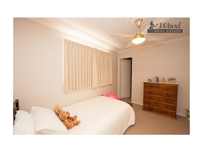 4 Augusta Court, Thurgoona NSW 2640
