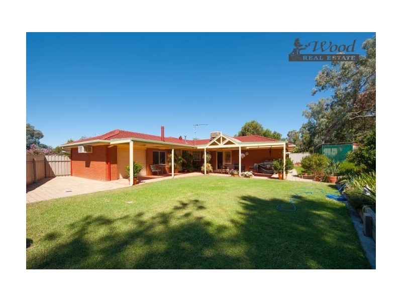 4 Augusta Court, Thurgoona NSW 2640