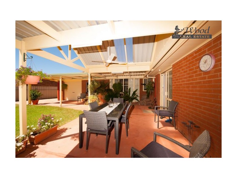 4 Augusta Court, Thurgoona NSW 2640
