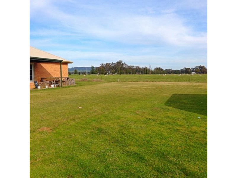 25 Townview Avenue, Walla Walla NSW 2659