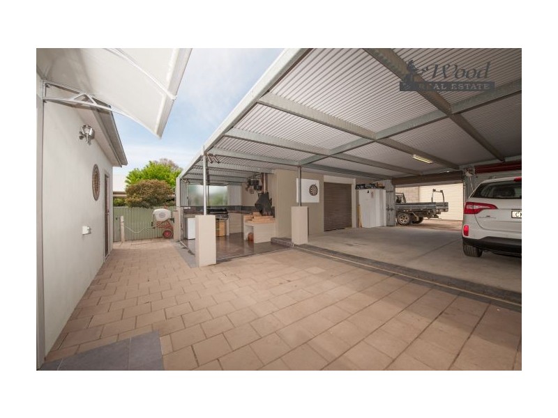 338 Macauley Street, South Albury NSW 2640