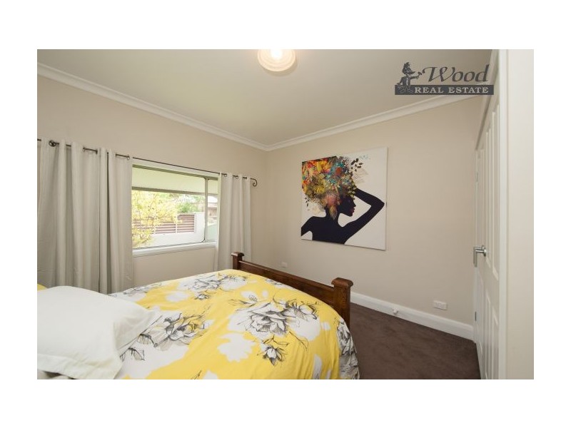 338 Macauley Street, South Albury NSW 2640