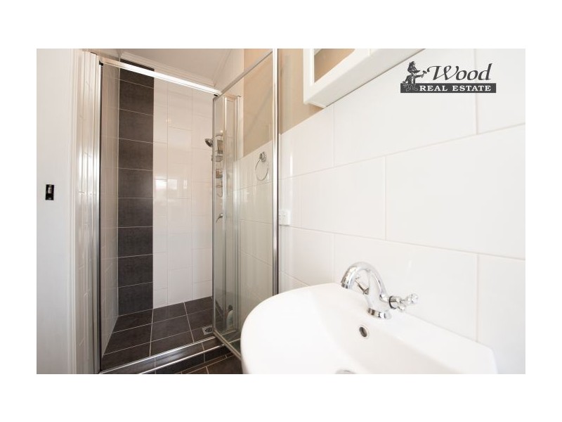 338 Macauley Street, South Albury NSW 2640