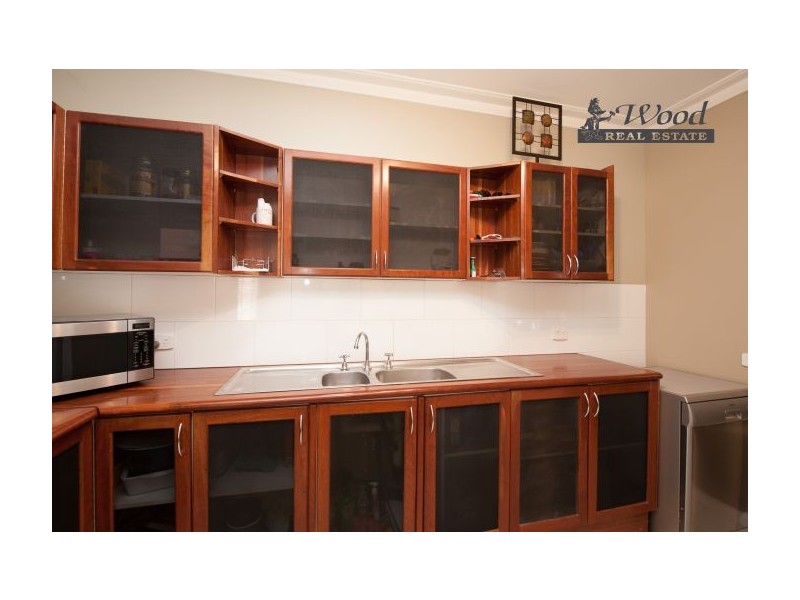 338 Macauley Street, South Albury NSW 2640