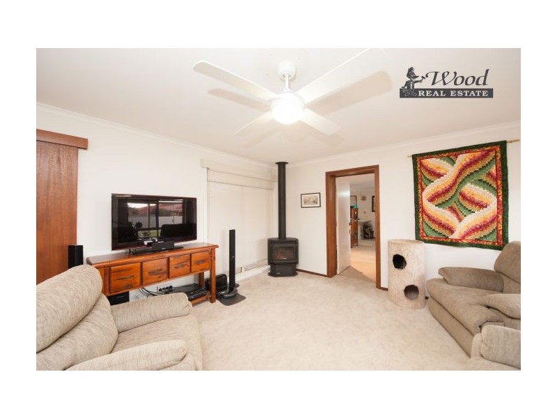 391 Elton Court, Lavington NSW 2641