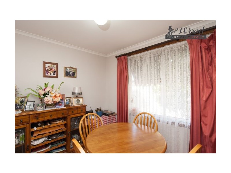 1 & 2, 414 Ross Circuit, Lavington NSW 2641