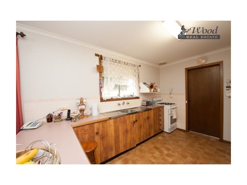 1 & 2, 414 Ross Circuit, Lavington NSW 2641