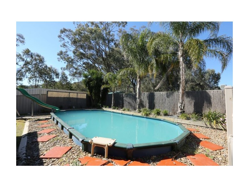29 Alawarra Rd, Lavington NSW 2641