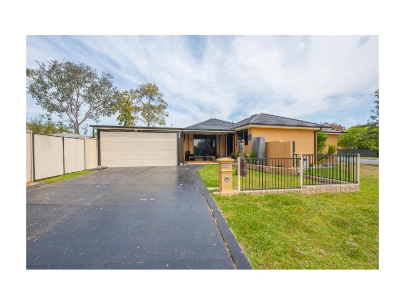 1 Sugar Gum Road, Thurgoona NSW 2640