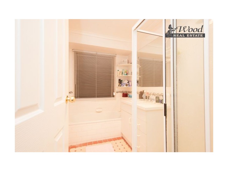 1 Sugar Gum Road, Thurgoona NSW 2640