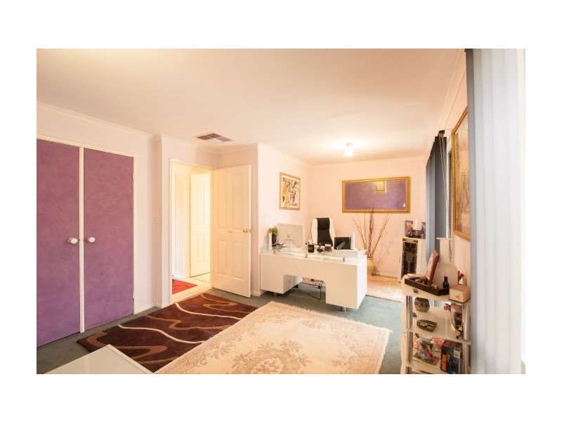 1 Sugar Gum Road, Thurgoona NSW 2640