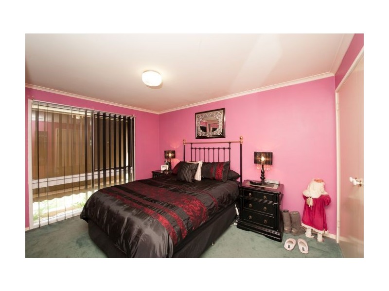 1 Sugar Gum Road, Thurgoona NSW 2640