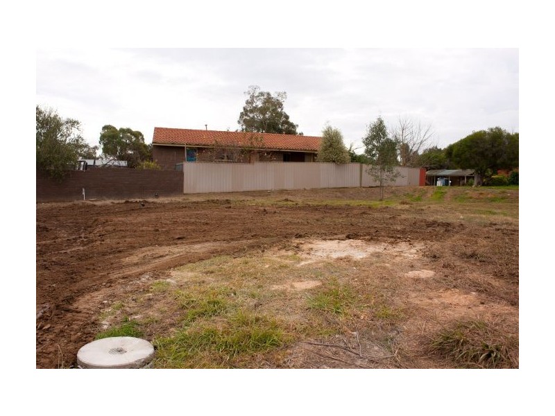 26 Algona Road, Lavington NSW 2641