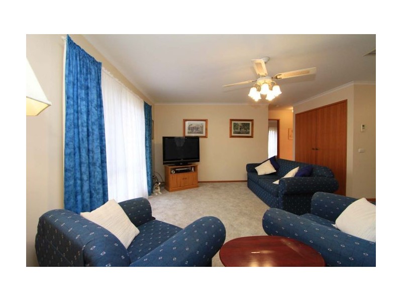 1/414 Tumgarra Place, Lavington NSW 2641