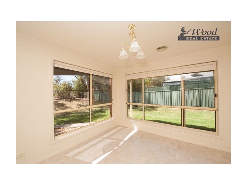 40 Winnell Crt, Thurgoona NSW 2640